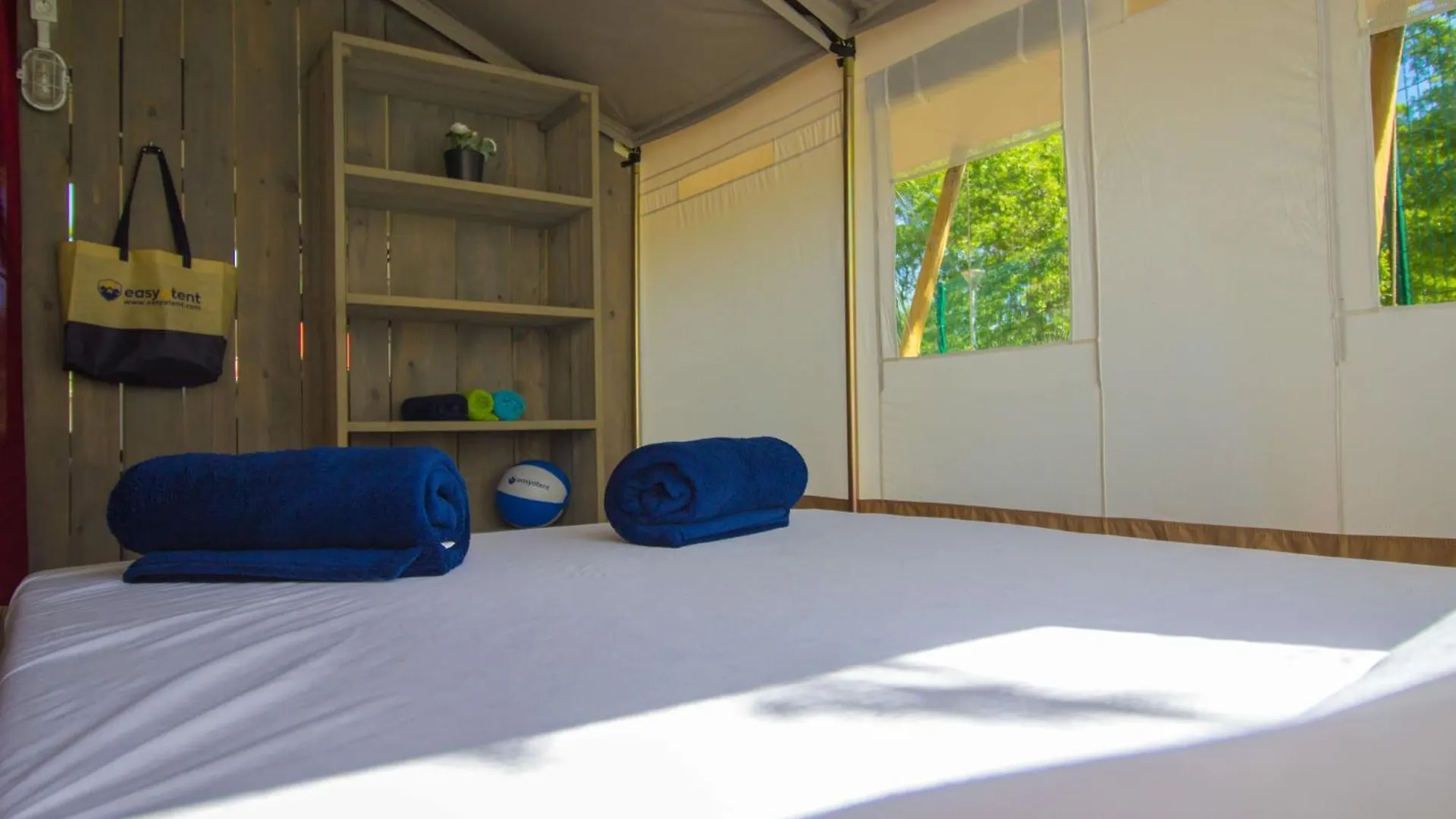 Easyatent Safari Tent Polari Rovinj 0*,  Horvátország