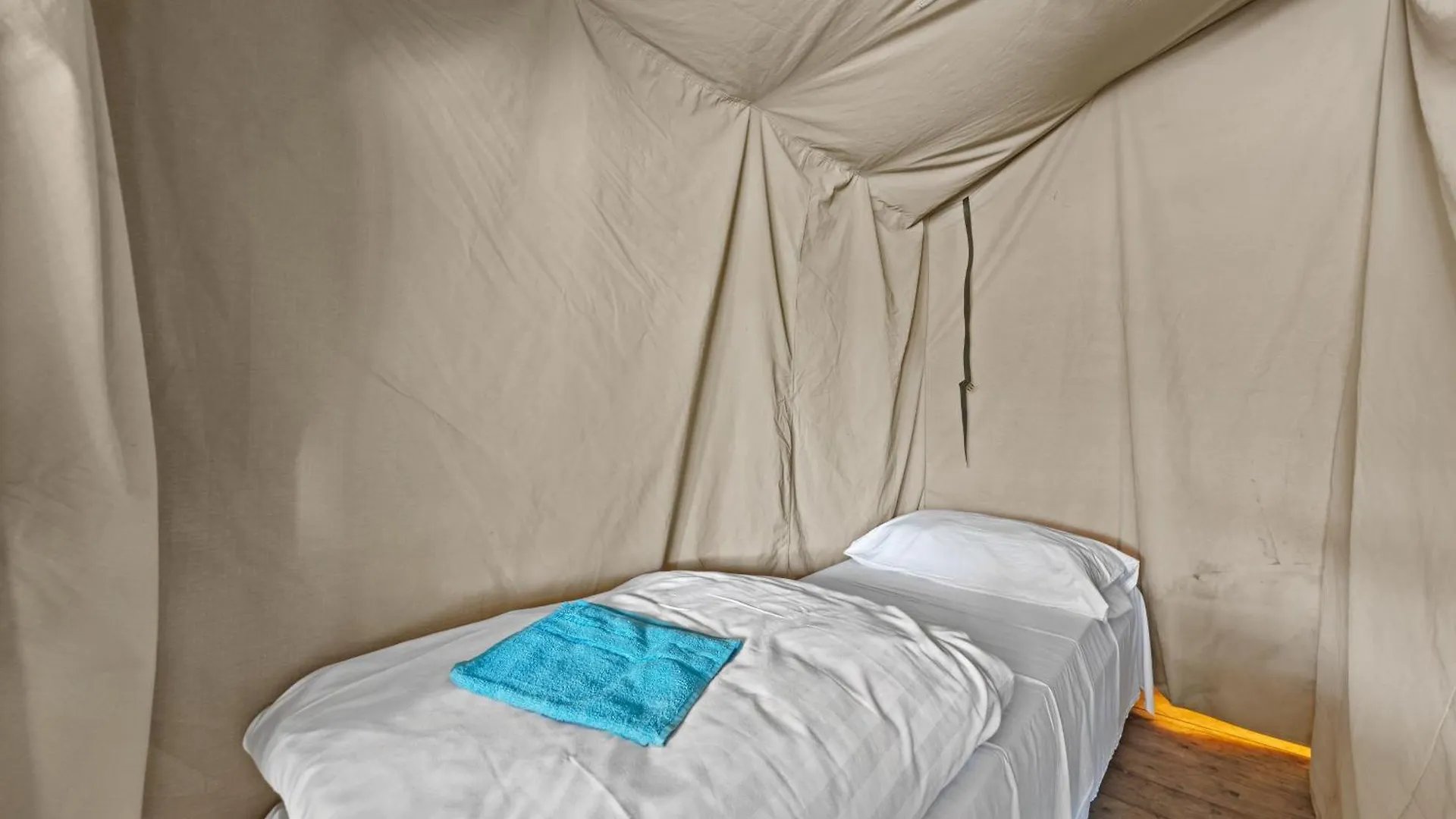 Easyatent Safari Tent Polari Rovinj 0*,